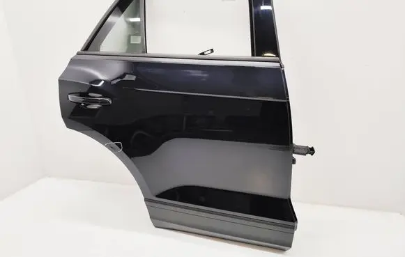 Volkswagen T-Roc Rear door