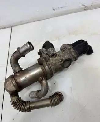 Opel Corsa D EGR valve 500240070 11T031