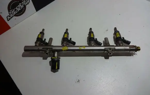 Audi A5 8T 8F Fuel injectors set 06K133317G 06L906036K