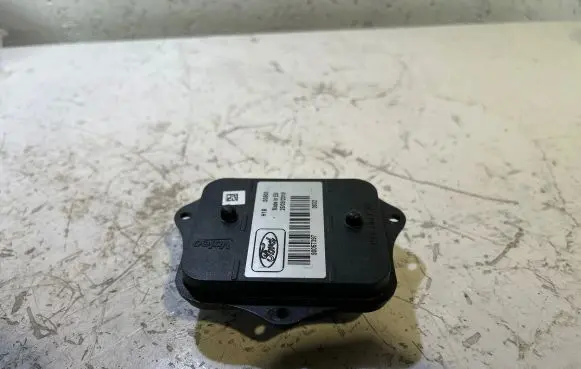 Ford C-MAX II Headlight ballast module Xenon 90057397 S0508 0832