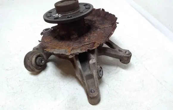 Opel Vectra C Rear wheel hub spindle/knuckle 