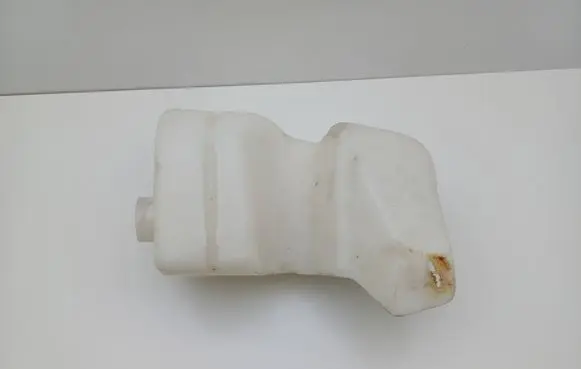 Peugeot Partner Windshield washer fluid reservoir/tank 9621010480