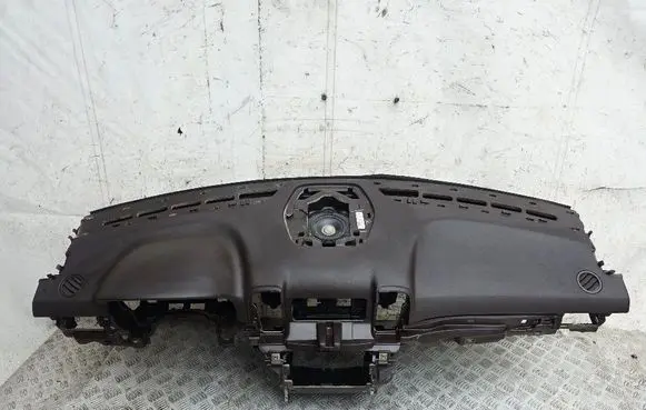 Mercedes-Benz GLE (W166 - C292) Dashboard A1666802787 16930798 16905906