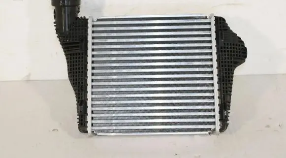 Porsche Macan (95B) Intercooler radiator 95B145804B
