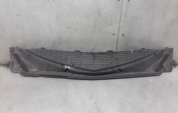 Renault Modus Wiper trim 8200213840