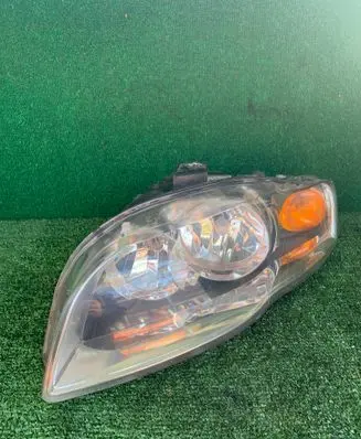 Audi A4 S4 B7 8E 8H Headlight/headlamp 8E0941003AJ 0301219201