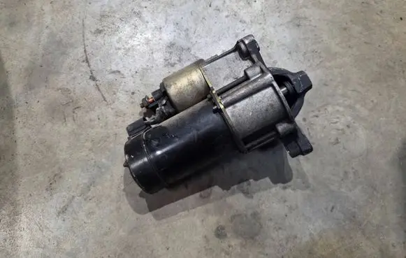 Peugeot 206 Starter motor D6RA572