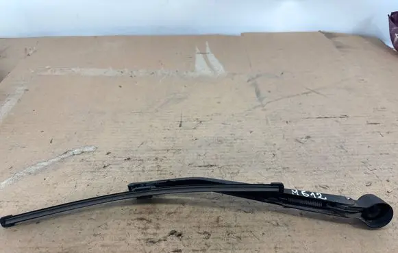 BMW X1 E84 Rear wiper blade 7138507