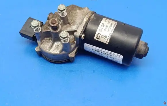 Audi A6 Allroad C5 Front wiper linkage and motor 8D1955113C