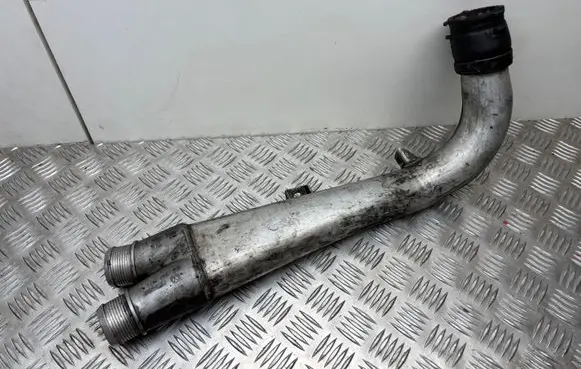 Audi Q7 4L Intercooler hose/pipe 7L6145945C