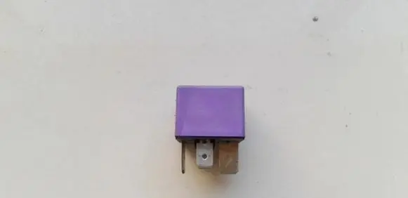 Renault Laguna I Other relay 12V50A03525 12V50A03.525