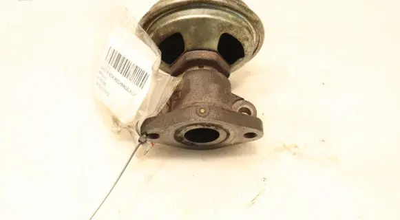 Chevrolet Cruze EGR valve 96440383