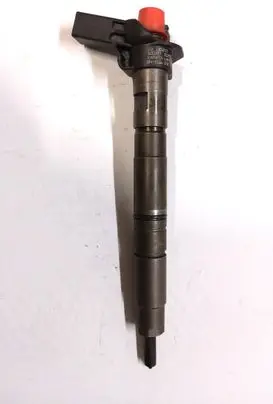 Audi A4 S4 B8 8K Fuel injector 03L130277