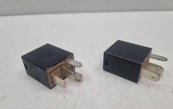 Mercedes-Benz C W205 Other relay A0009822523 0009822523