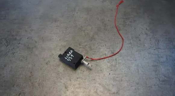 Lancia Lybra Fuel tank cap lock 
