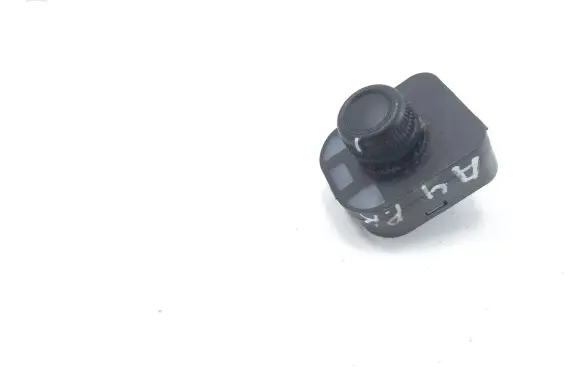 Audi A4 S4 B8 8K Wing mirror switch 8K0959565