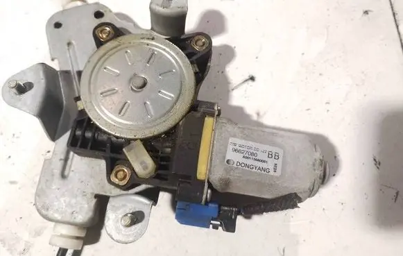 Chevrolet Epica Front door window regulator motor 96627080 a00115660051