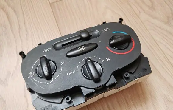 Peugeot 206 Climate control unit 64138