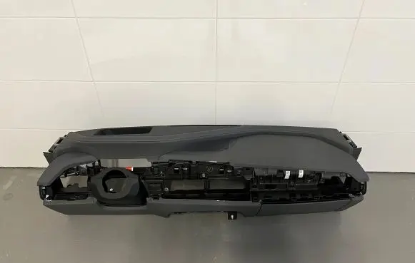 BMW 7 G70 Dashboard bmwg70atlasgrau DBCSUPLEG70