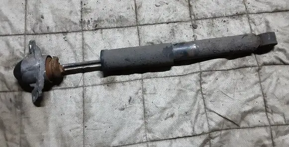 Skoda Octavia Mk2 (1Z) Rear shock absorber/damper
