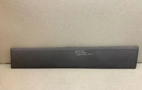 Nissan Primastar Sliding door trim (molding) 8200036093 91165348