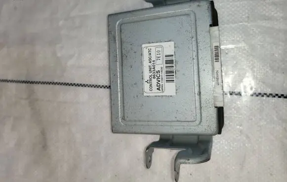 Mitsubishi Pajero ASC control unit/module 8633a014