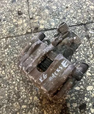 Ford Focus C-MAX Rear brake caliper