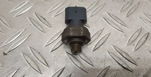 Air conditioning (A/C) pressure sensor
