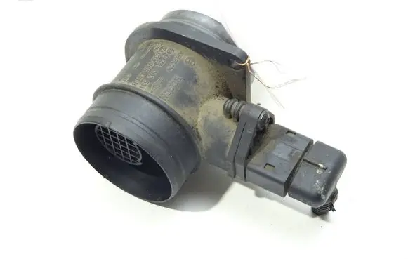 Skoda Fabia Mk1 (6Y) Mass air flow meter 038906461B