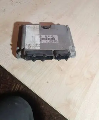 Seat Arosa Engine control unit/module 038906013L 28SA371