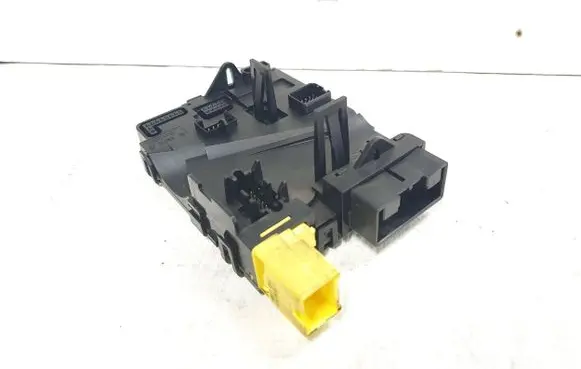 Volkswagen Touran I Steering angle sensor 1K0953549F 05113511 01017050130170