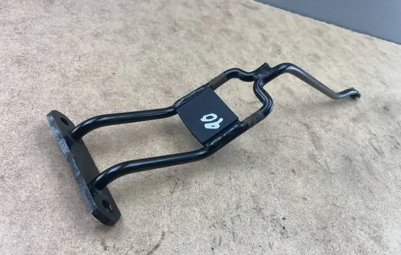 BMW 3 E90 E91 Radiator support slam panel bracket 7116693 51647116693
