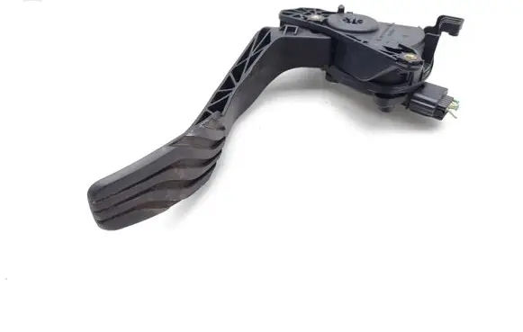 Dacia Duster Accelerator throttle pedal 180107904R 6PV012902 6PV012902-07
