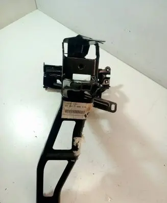 BMW X4 G02 Headlight/headlamp mounting bracket 7400113