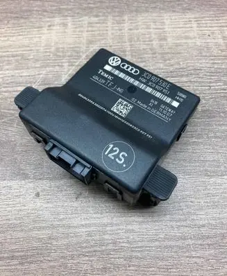 Volkswagen PASSAT B6 Gateway control module 3C0907530E