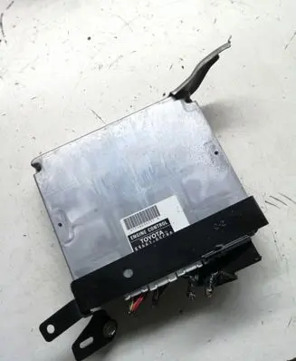 Toyota Avensis T250 Engine control unit/module 8966105C80