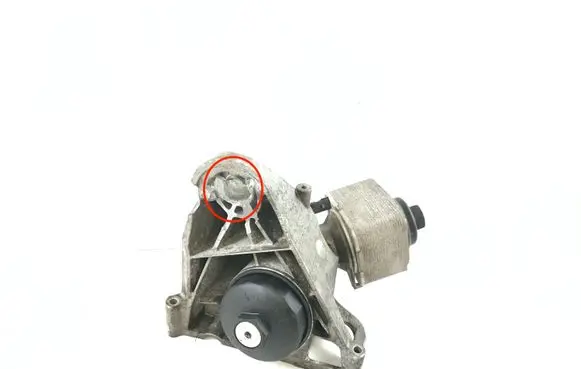 Volkswagen Touareg II Oil filter mounting bracket 022199354L 629102049 038117