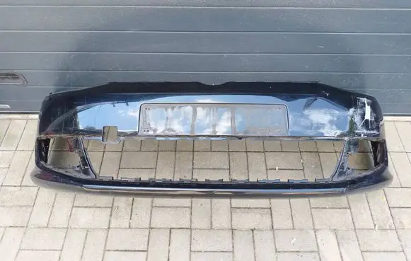 Volkswagen Sharan Front bumper 7N0221807