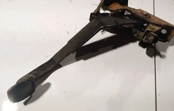 Ford Maverick Brake pedal 