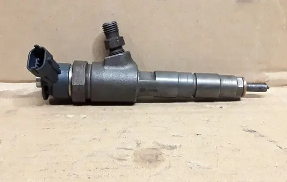 Ford Focus Fuel injector 0445110340