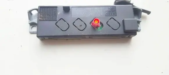 Audi A5 8T 8F Antenna control unit 8t0035225c 033297