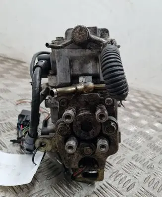 Mitsubishi Pajero Fuel injection high pressure pump 4797786421