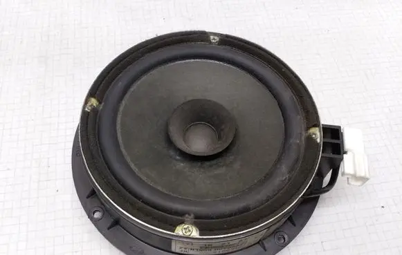 Hyundai Sonata Rear door speaker 963303K000