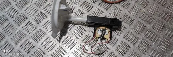Volvo XC60 Fuel level sensor 31274671