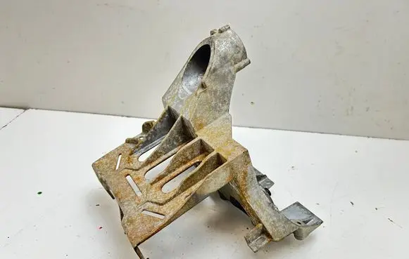 Tesla Model 3 A/C compressor mount bracket 150069600B