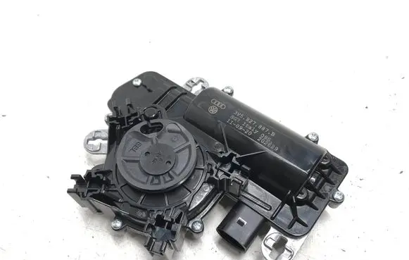 Audi A5 Tailgate/trunk/boot lift motor 3V5827887B