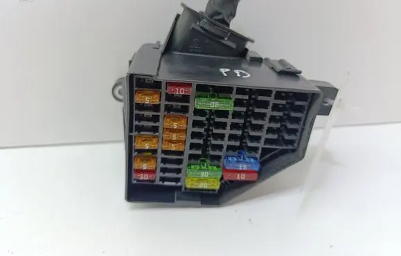 Volkswagen PASSAT B6 Fuse module 3C1941824
