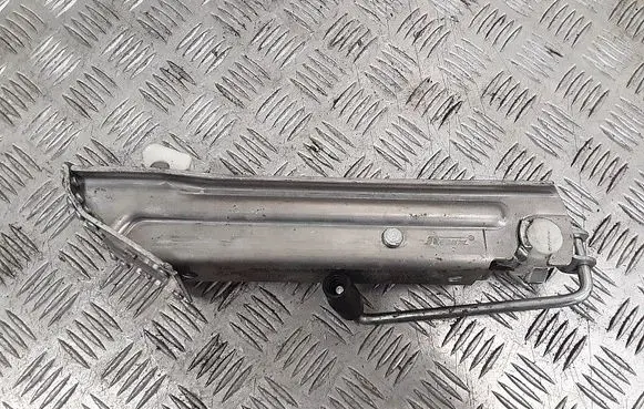 Mercedes-Benz C W204 Tool set A2115830415