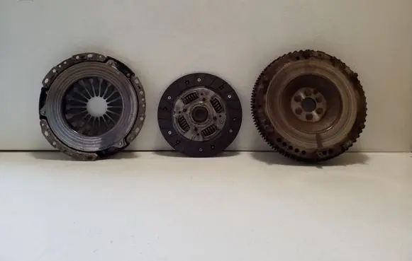 Dacia Sandero II Clutch set kit 123112225R