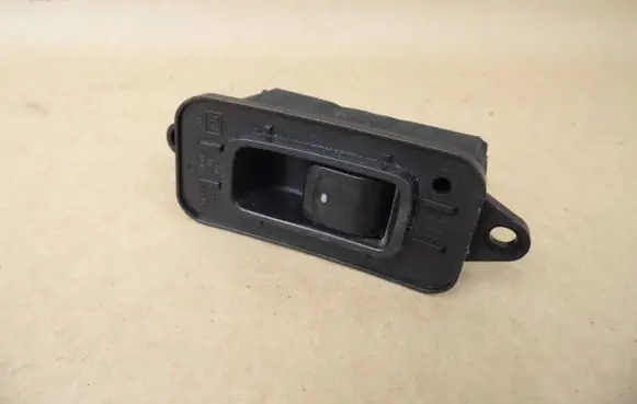 Subaru Legacy Quarter vent window switch 